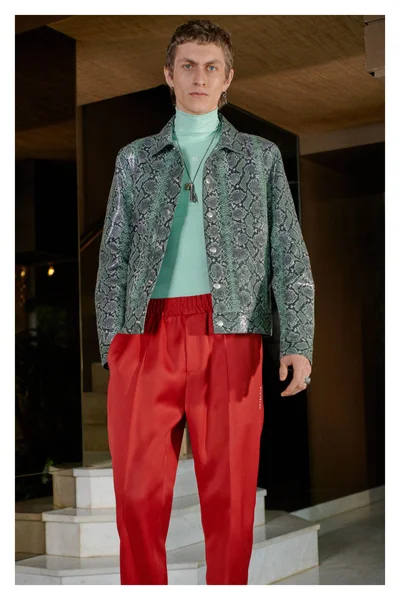 Look 7